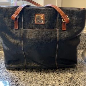 Dooney & Bourke purse